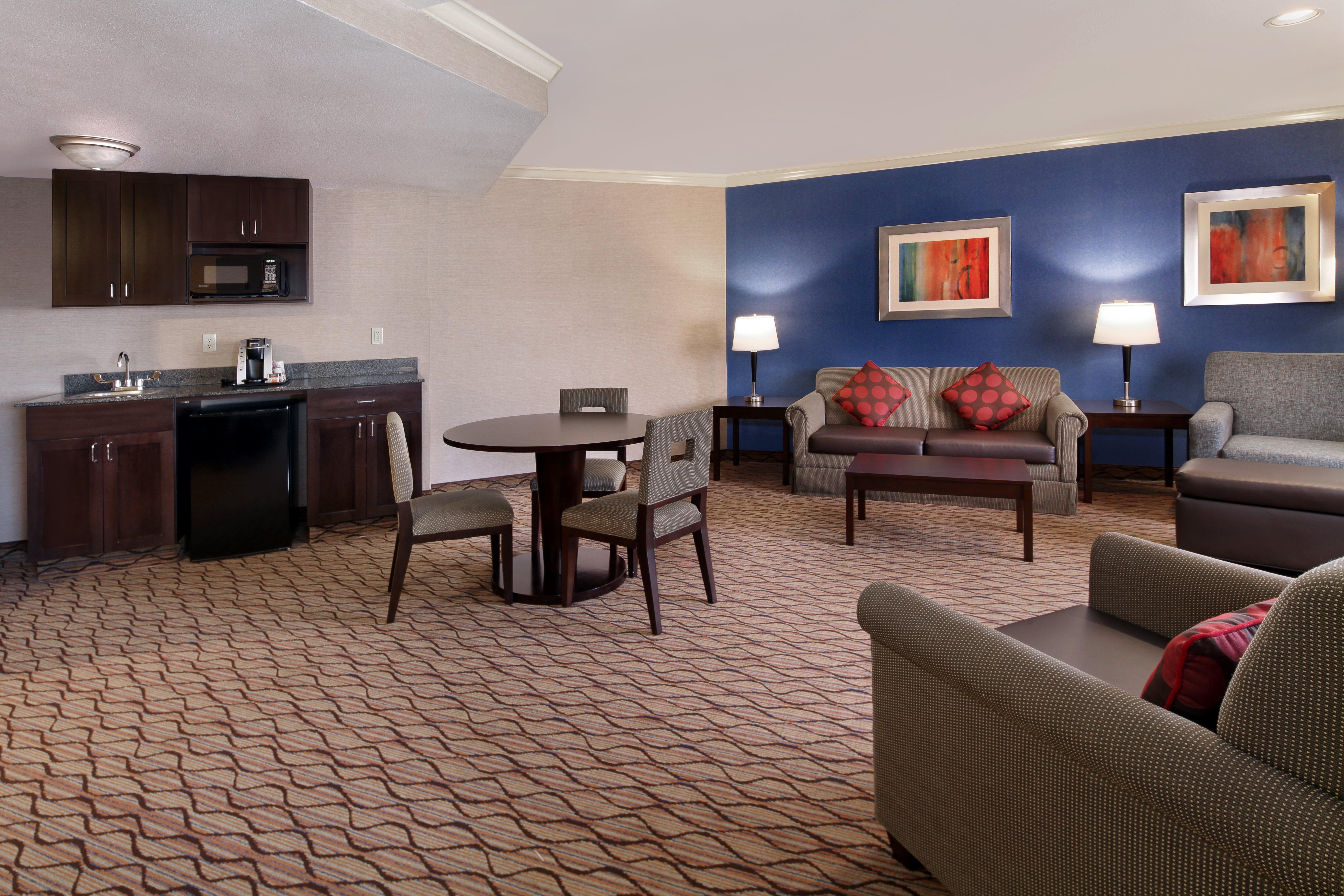 Holiday Inn Express Port Hueneme By Ihg Exterior photo