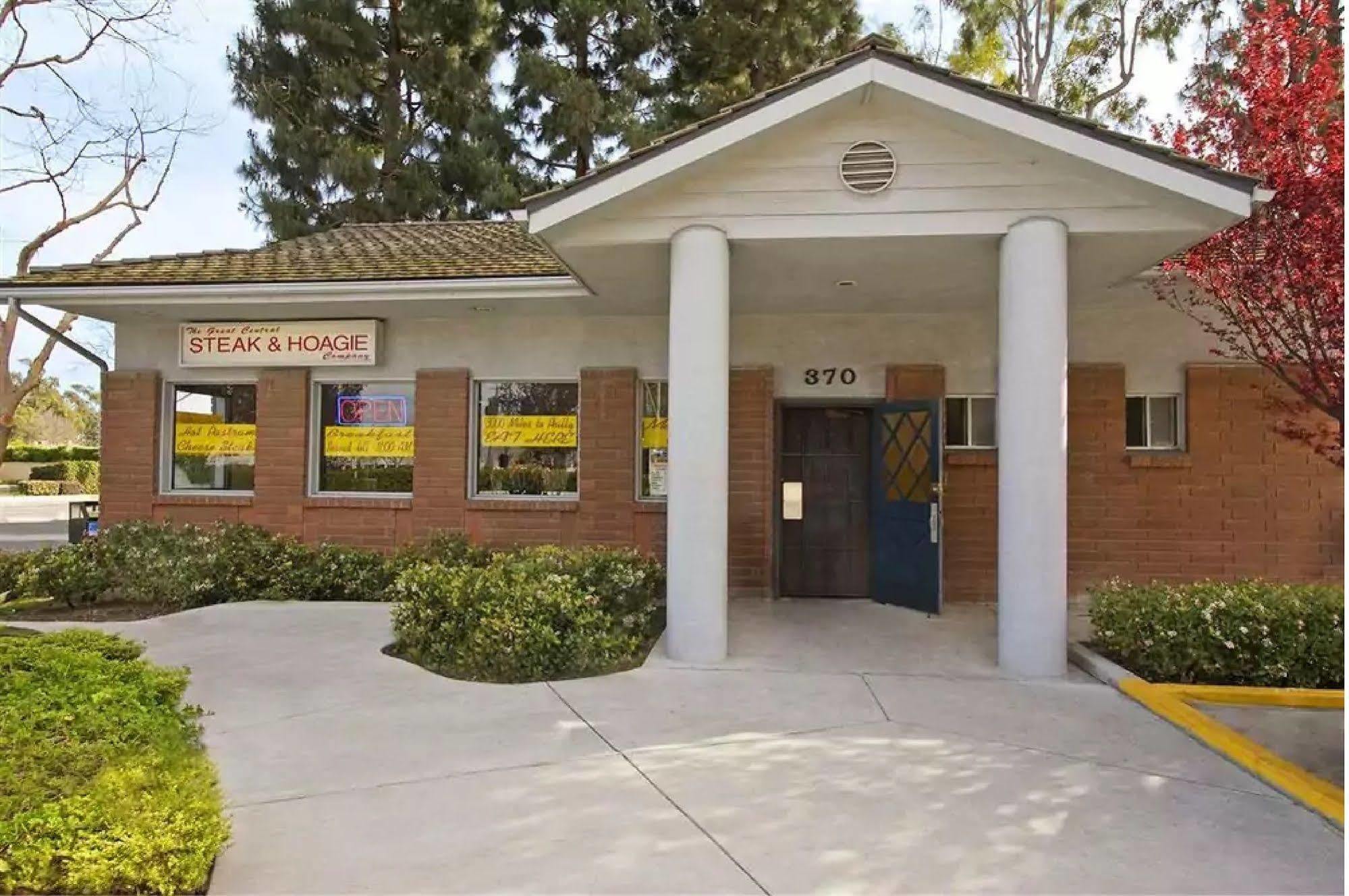Holiday Inn Express Port Hueneme By Ihg Exterior photo